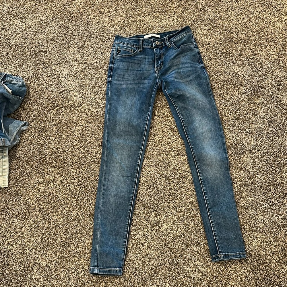 Woman’s kancans size 24